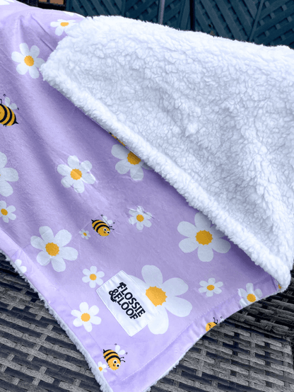 "Cute As Can Bee 2.0" Dog Blanket – by Flossie & Floof